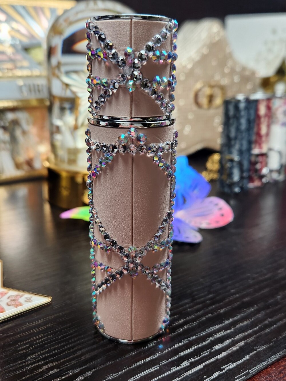 Dior Embellished Atomizer - Picture 14 of 15